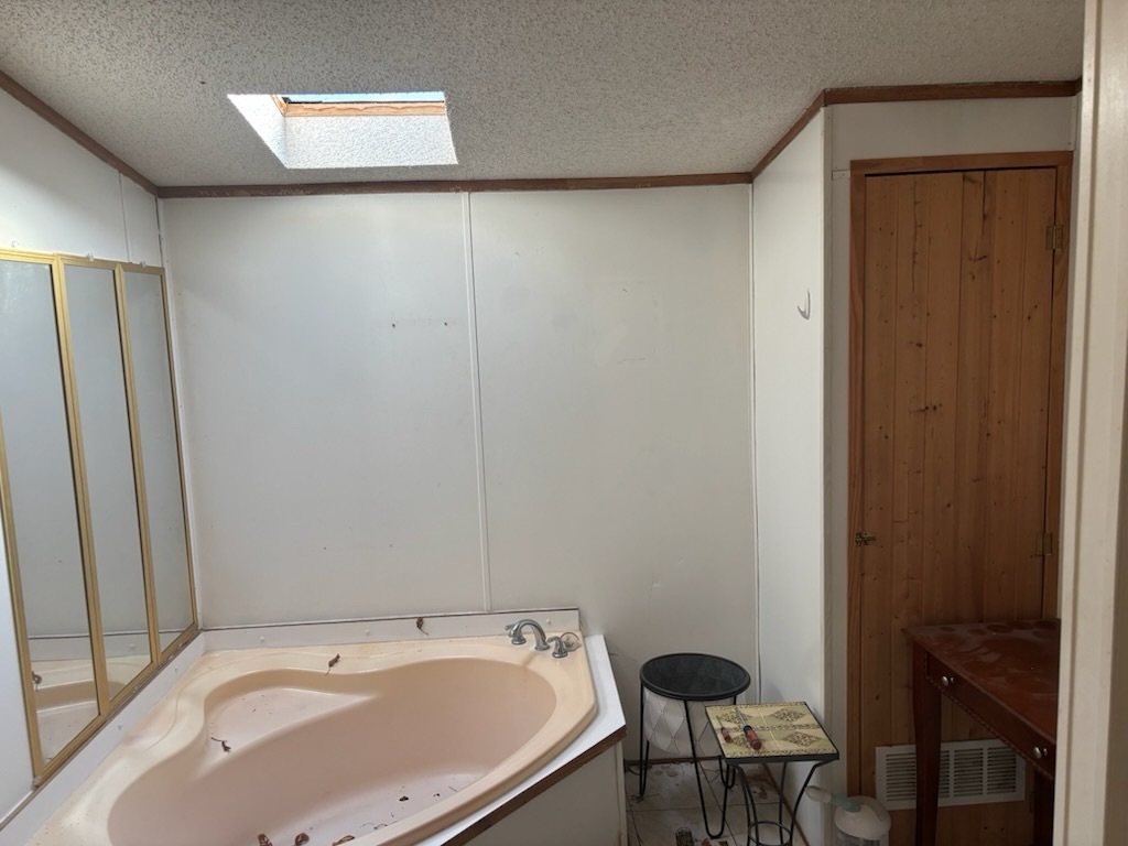 1996 3 bed 2 bath Double wide Mobile Home for sale. - double wide - in New Boston , MI - photo 11 of 15
