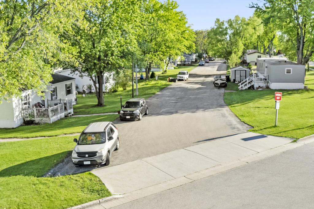 Falls View Manufactured Home Community