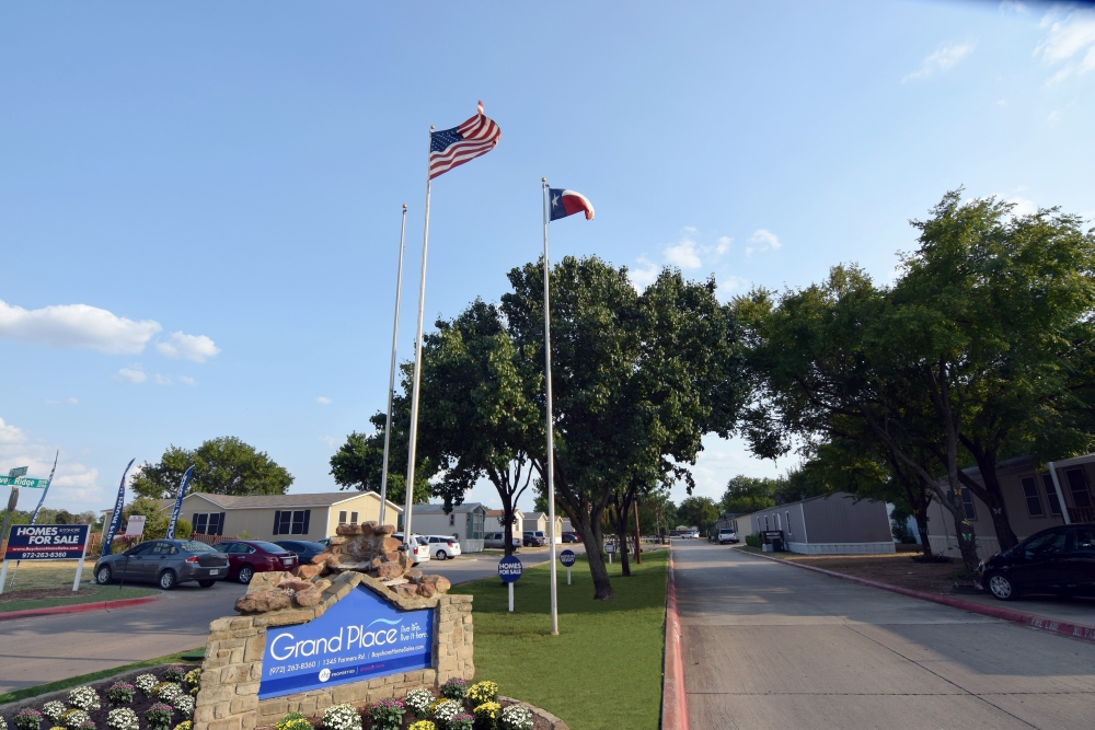 Grand Place Manufactured Home Community