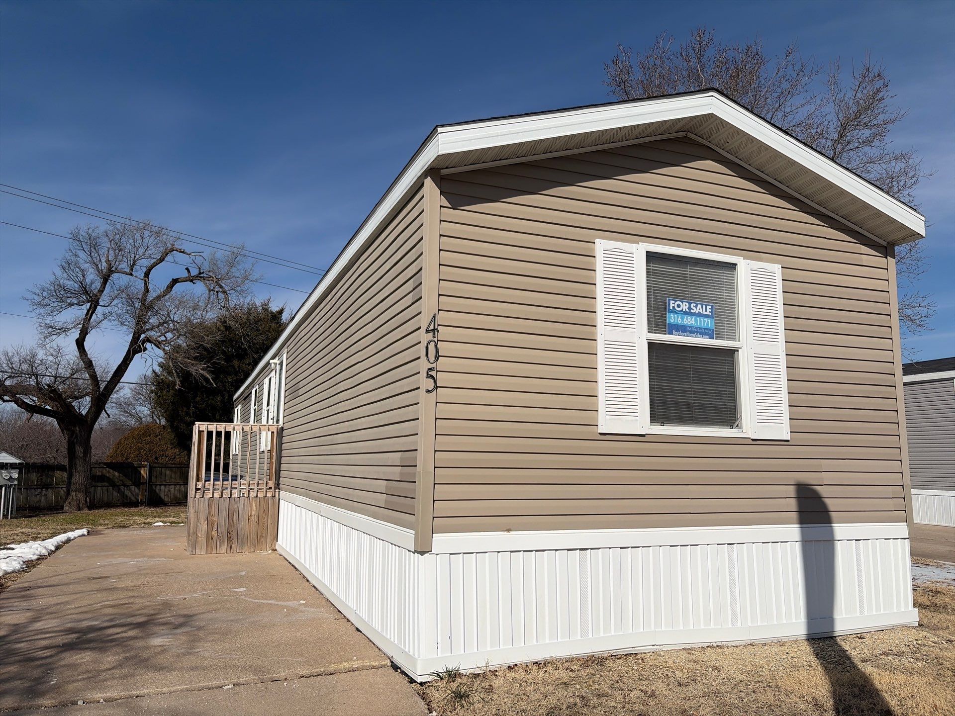 3232 S Clifton Avenue, #405 Wichita, KS - single wide - in Wichita, KS - photo 1 of 10