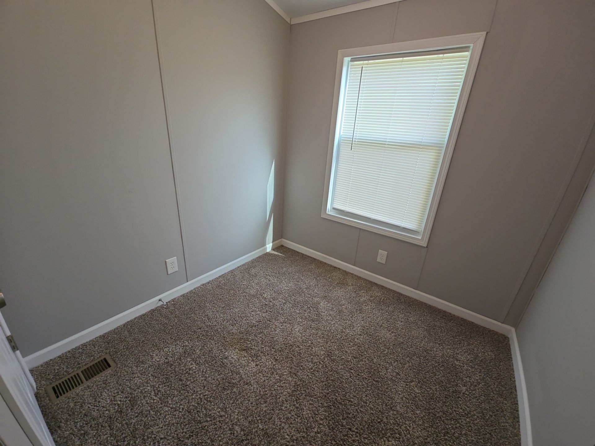 3232 S Clifton Avenue, #405 Wichita, KS - single wide - in Wichita, KS - photo 9 of 10