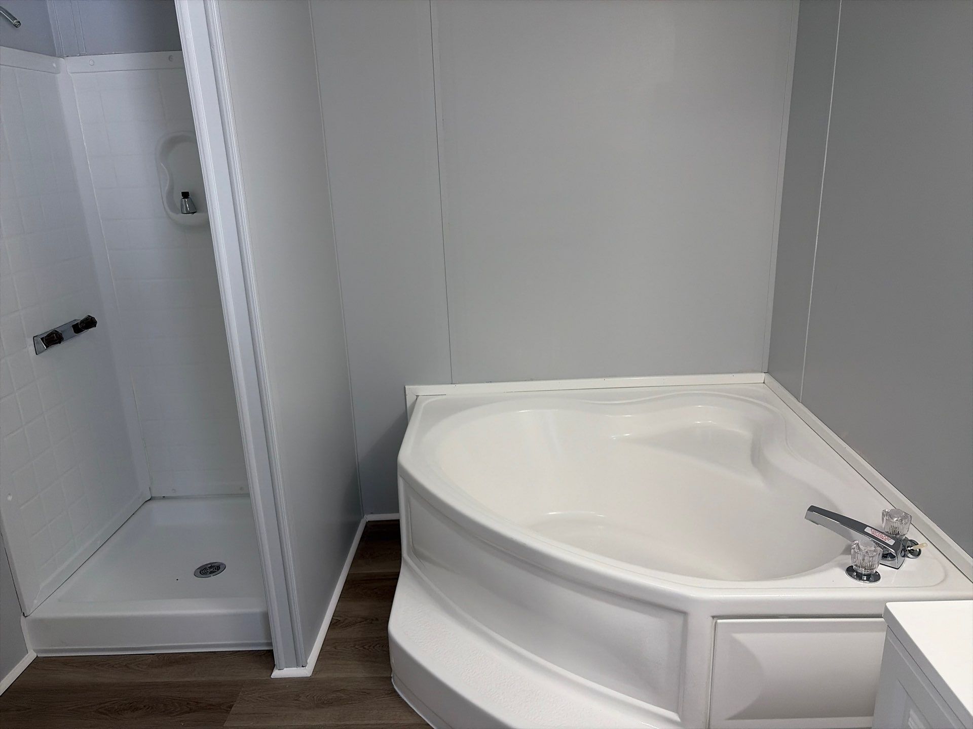 3232 S Clifton Avenue, #517 Wichita, KS - double wide - in Wichita, KS - photo 6 of 12