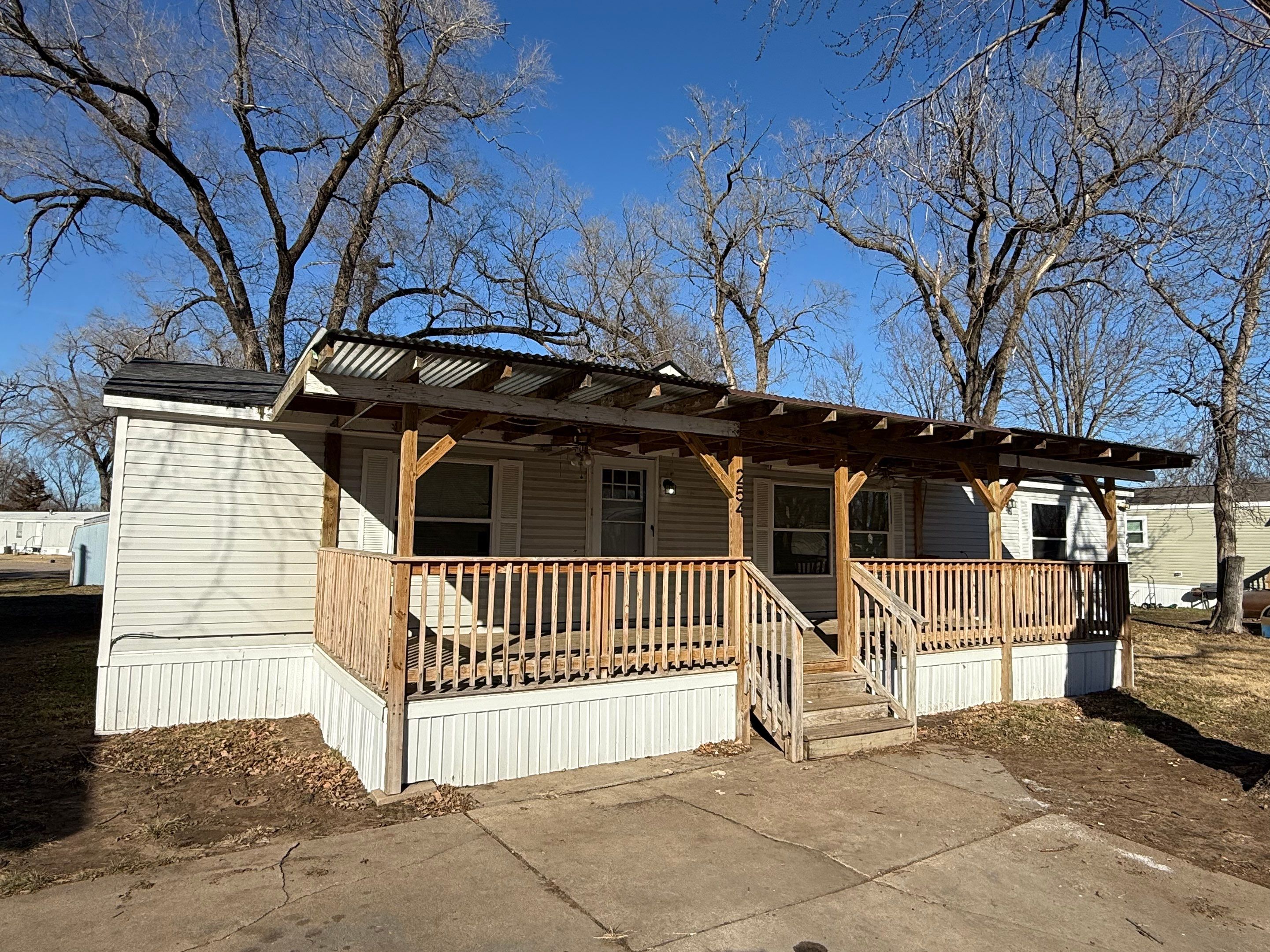 1915 W MacArthur Rd, #254 Wichita, KS - double wide - in Wichita, KS - photo 1 of 3
