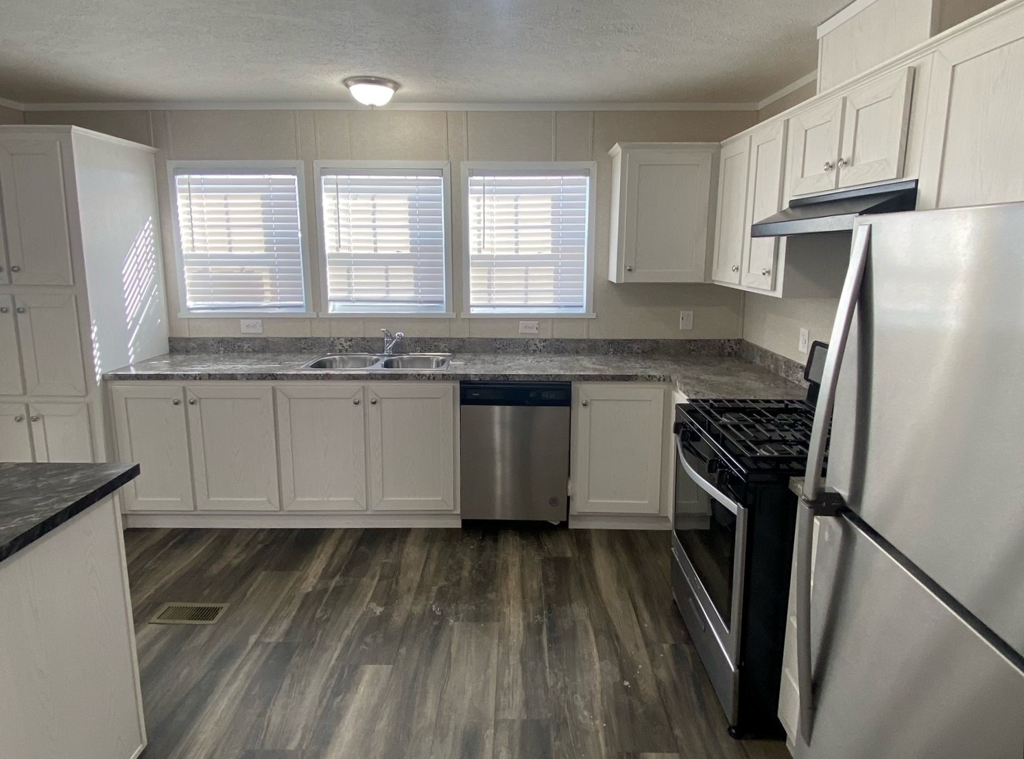 49 N Arapaho Drive #B049 Park City, KS - double wide - in Park City, KS - photo 8 of 13