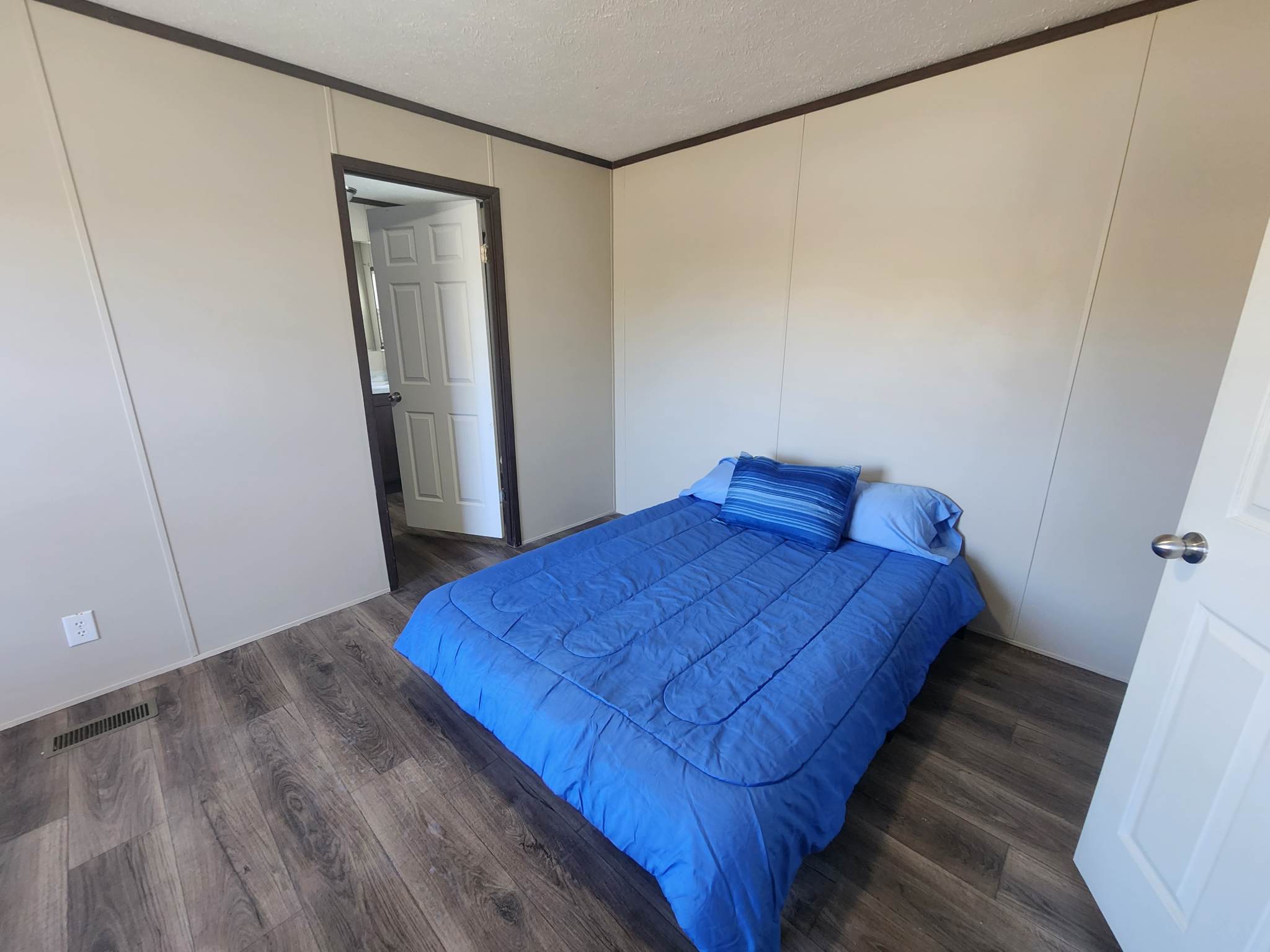 4 Sequoyia Drive #H004 Park City, KS - double wide - in Park City, KS - photo 8 of 12