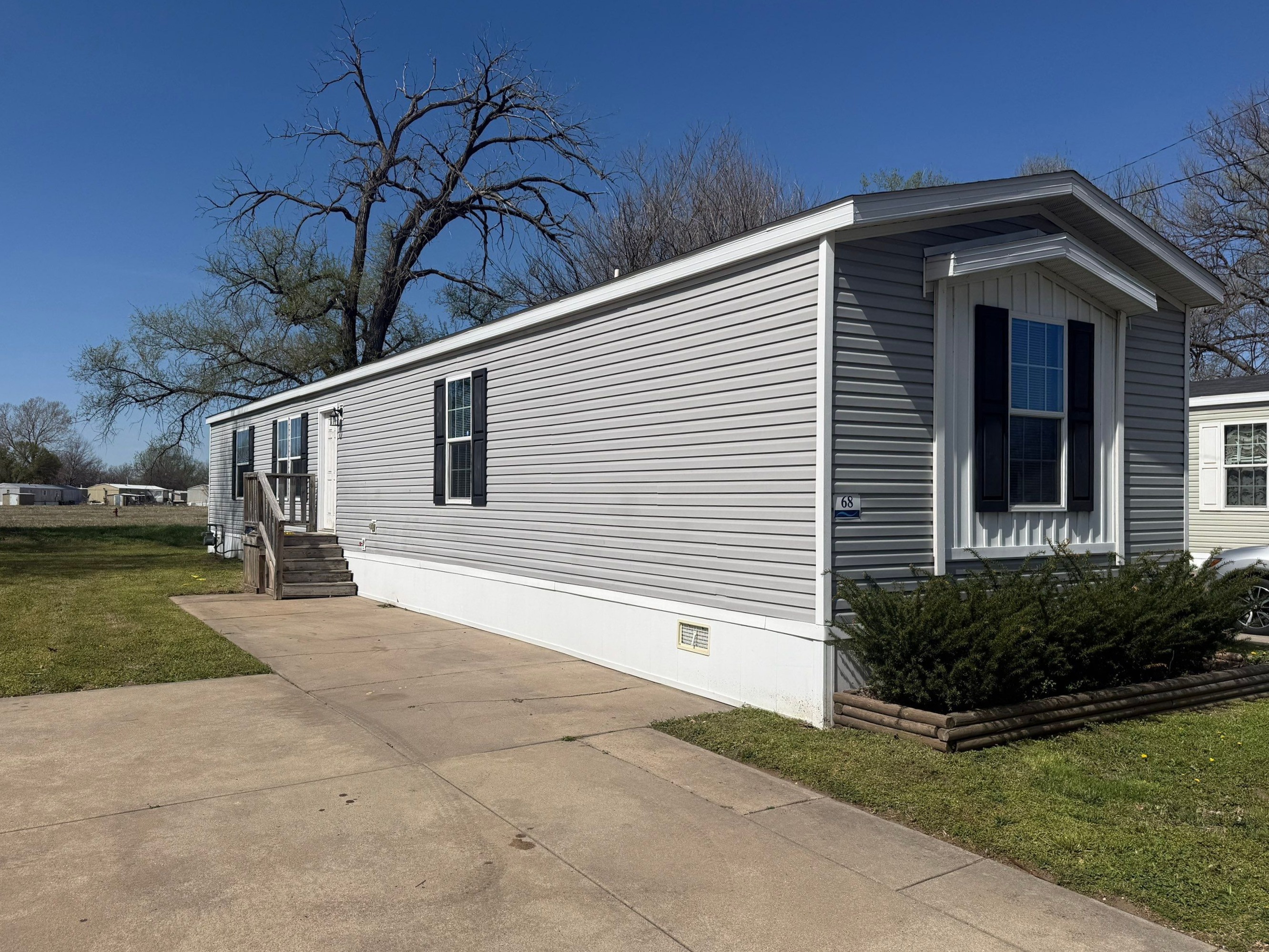 1915 W MacArthur Rd, #68 Wichita, KS - single wide - in Wichita, KS - photo 1 of 13