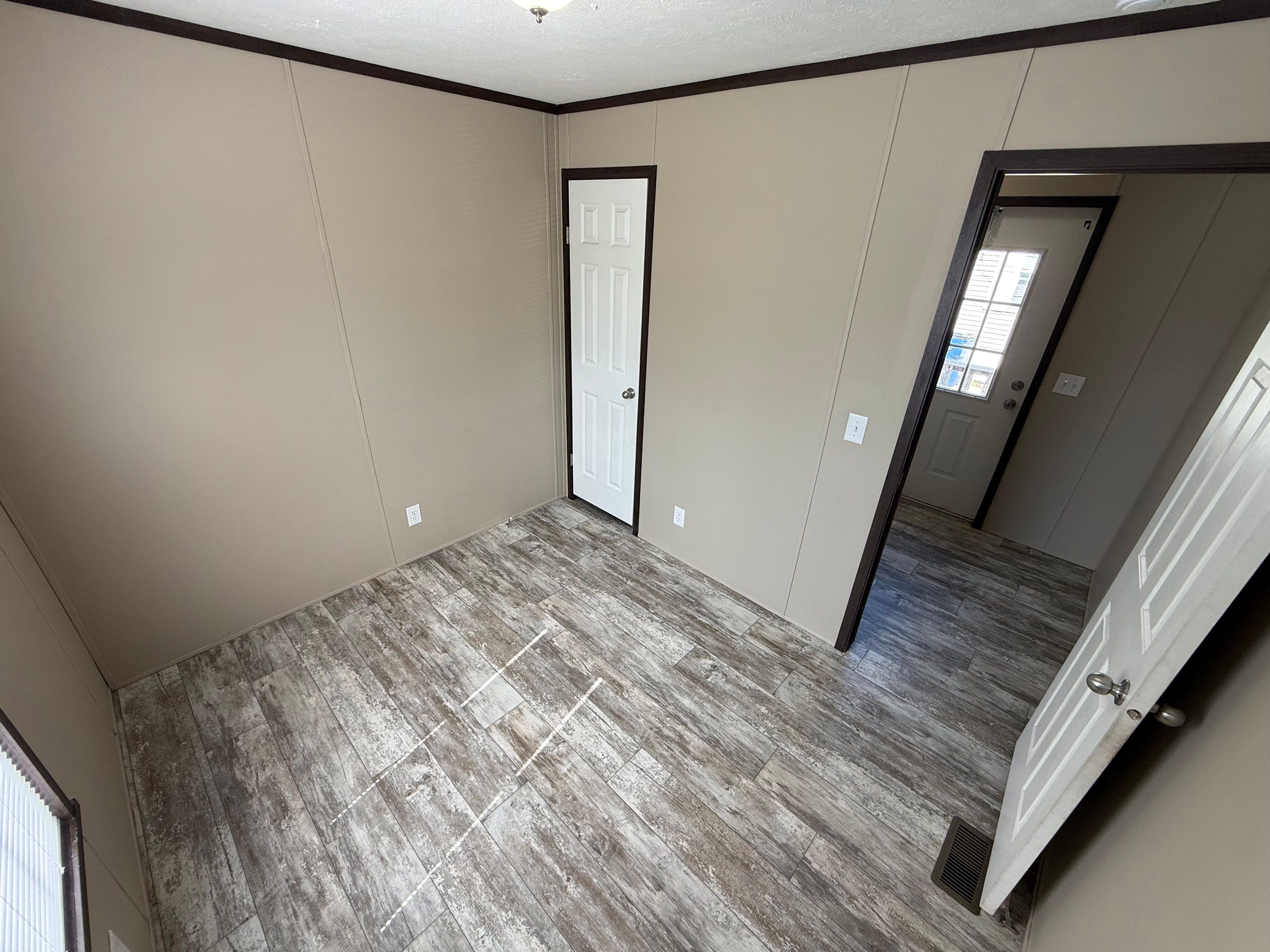 1915 W MacArthur Rd, #68 Wichita, KS - single wide - in Wichita, KS - photo 6 of 13