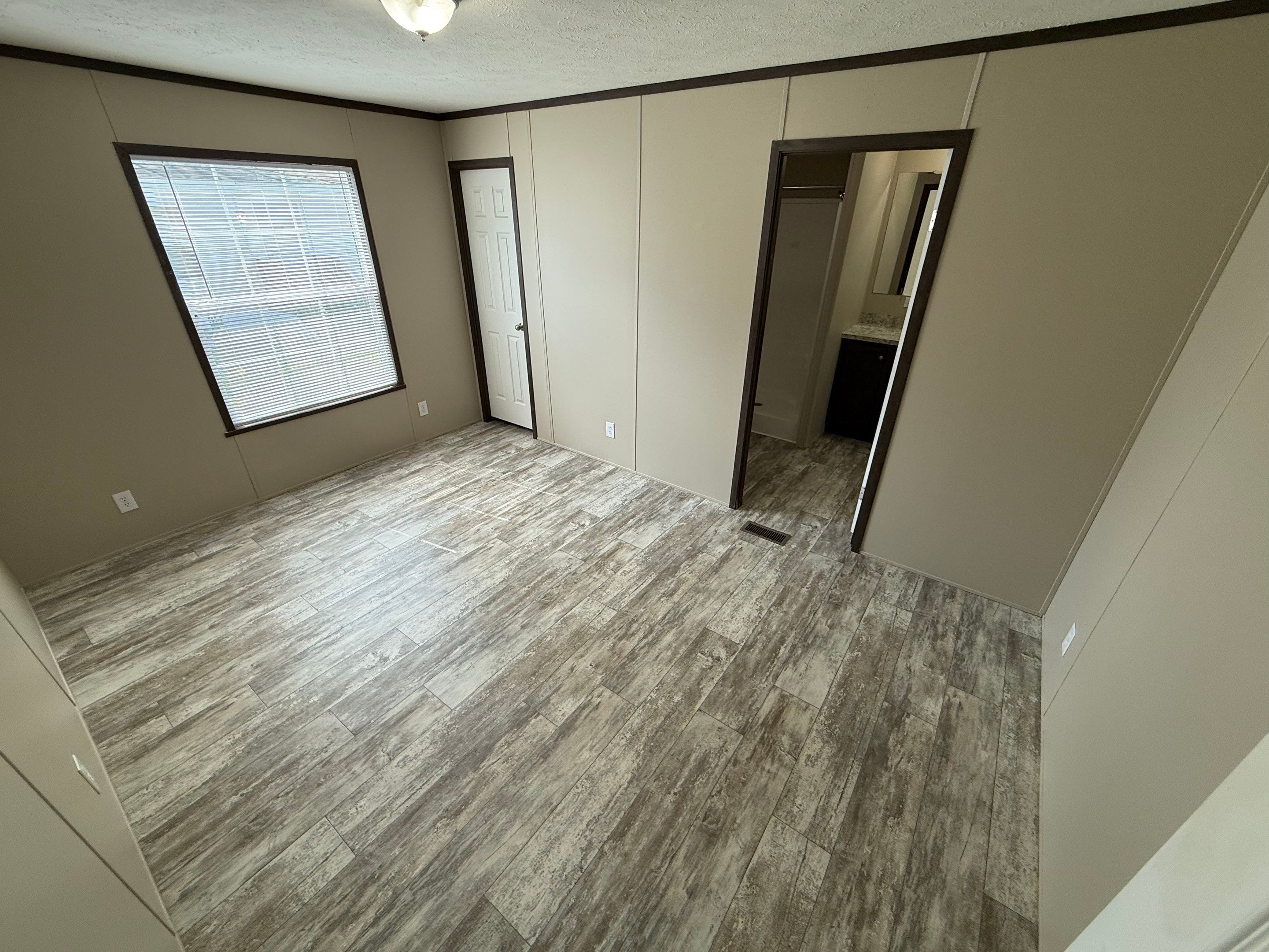 1915 W MacArthur Rd, #68 Wichita, KS - single wide - in Wichita, KS - photo 11 of 13