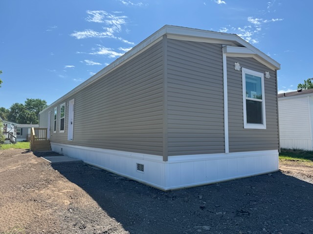 1202 Cheshire Court - single wide - in Liverpool, NY - photo 4 of 11
