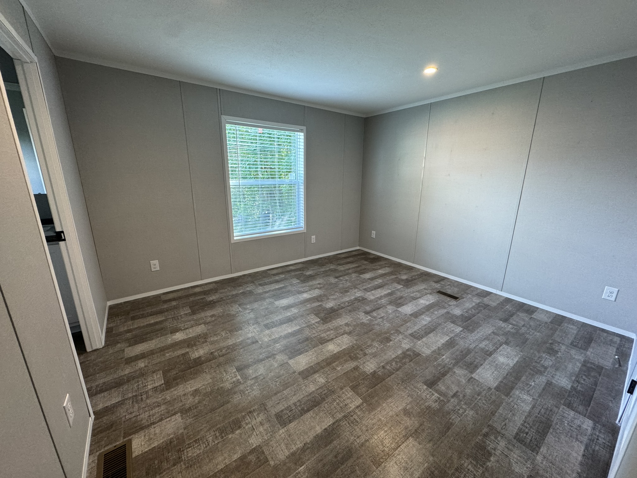 1202 Cheshire Court - single wide - in Liverpool, NY - photo 10 of 11