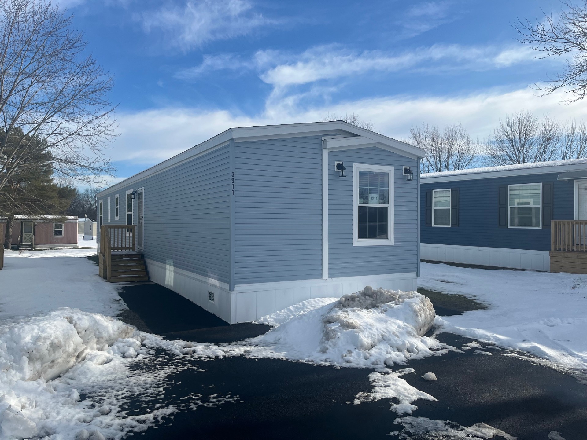 3911 Burdett Court Liverpool, NY - single wide - in Liverpool, NY - photo 3 of 11