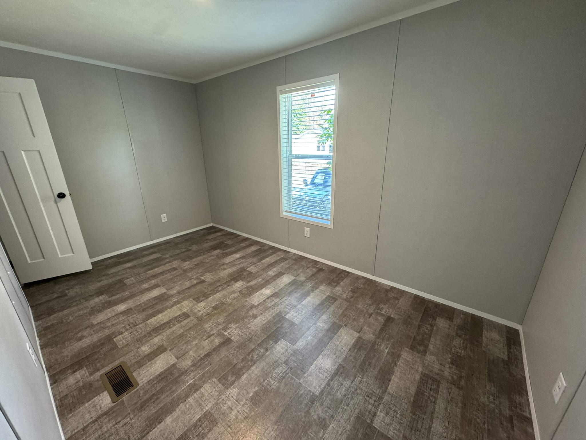 3 Bedroom 2 Bath Manufactured Home For Sale or Rent in Liverpool, NY - 91772 - single wide - in Liverpool, NY - photo 3 of 11