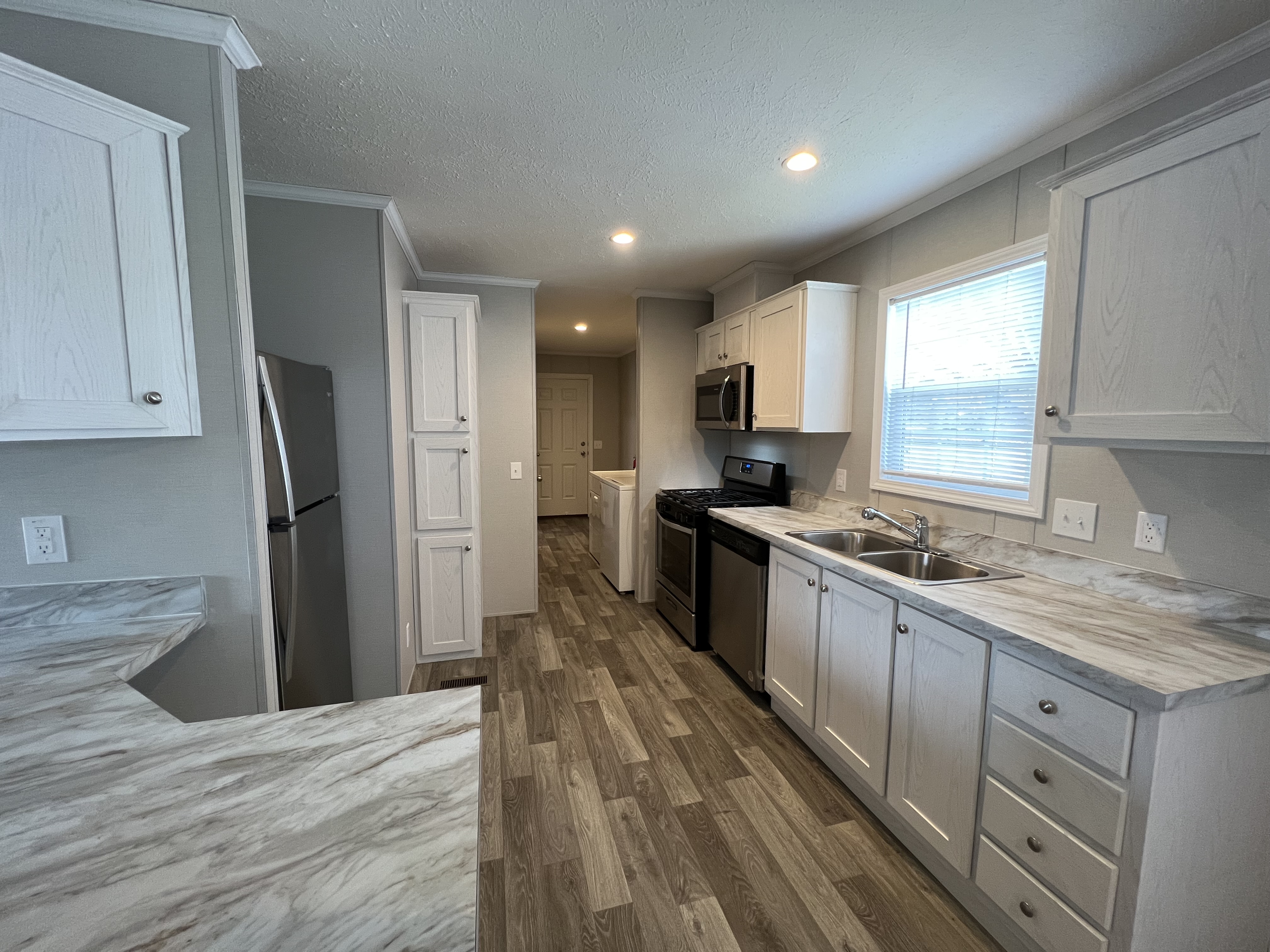Move-In Ready 3 Bed with Modern Kitchen - single wide - in Belleville, MI - photo 1 of 12