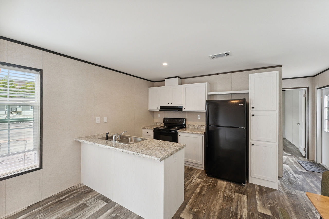 New 2 Bed 2 Bath in Freeland MI - single wide - in Freeland, MI - photo 3 of 15