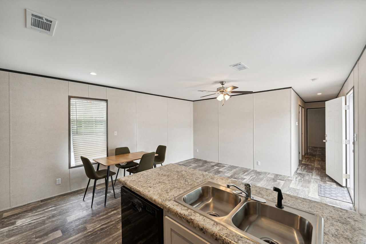 New 2 Bed 2 Bath in Freeland MI - single wide - in Freeland, MI - photo 6 of 15