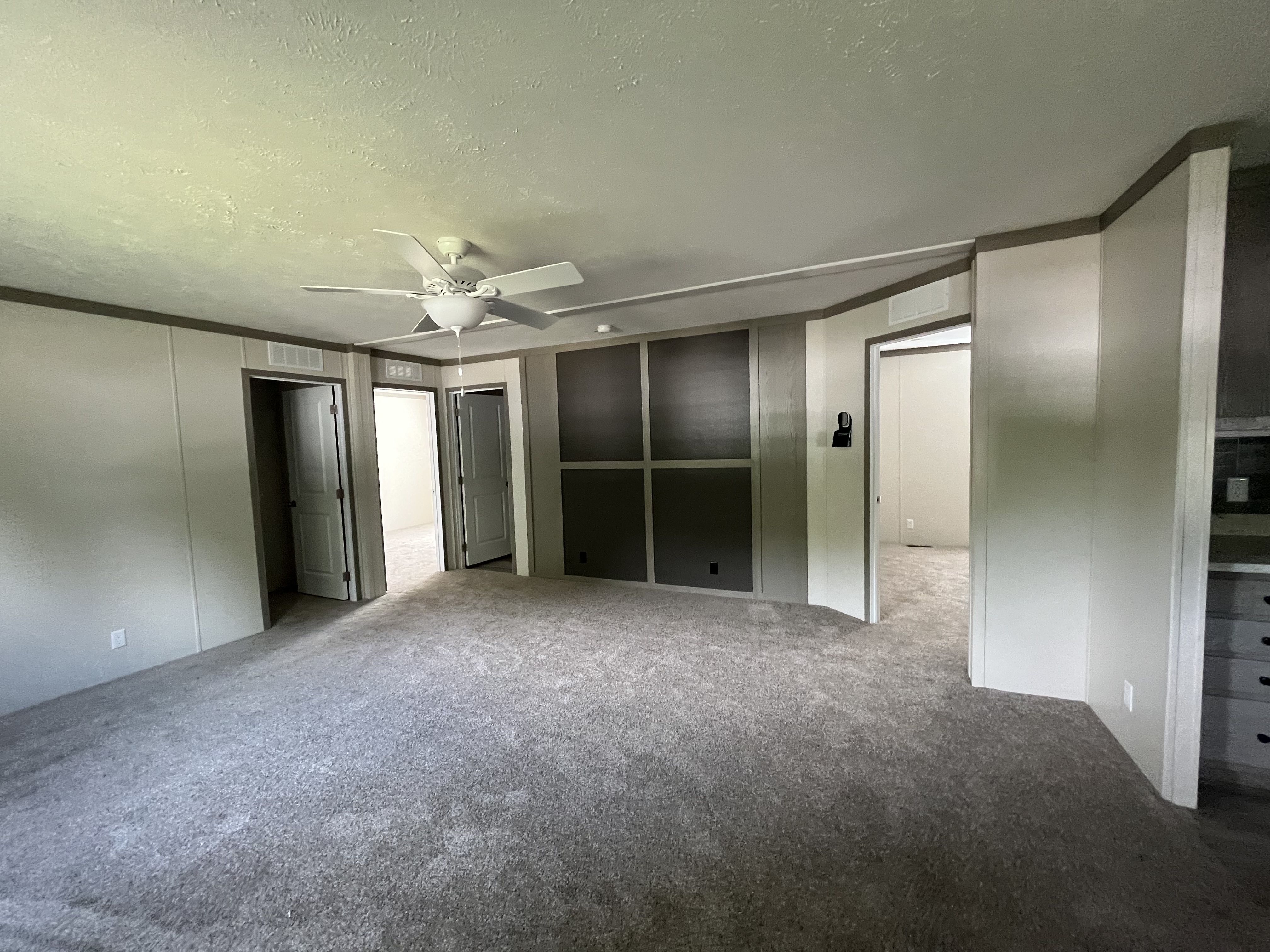 PORCH LIVING AT YOUR FINGER TIPS! - double wide - in Kalamazoo, MI - photo 8 of 13