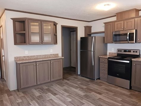 AFFORDABLE LIVING  WITH AMENITIES! - double wide - in Fenton, MO - photo 1 of 8