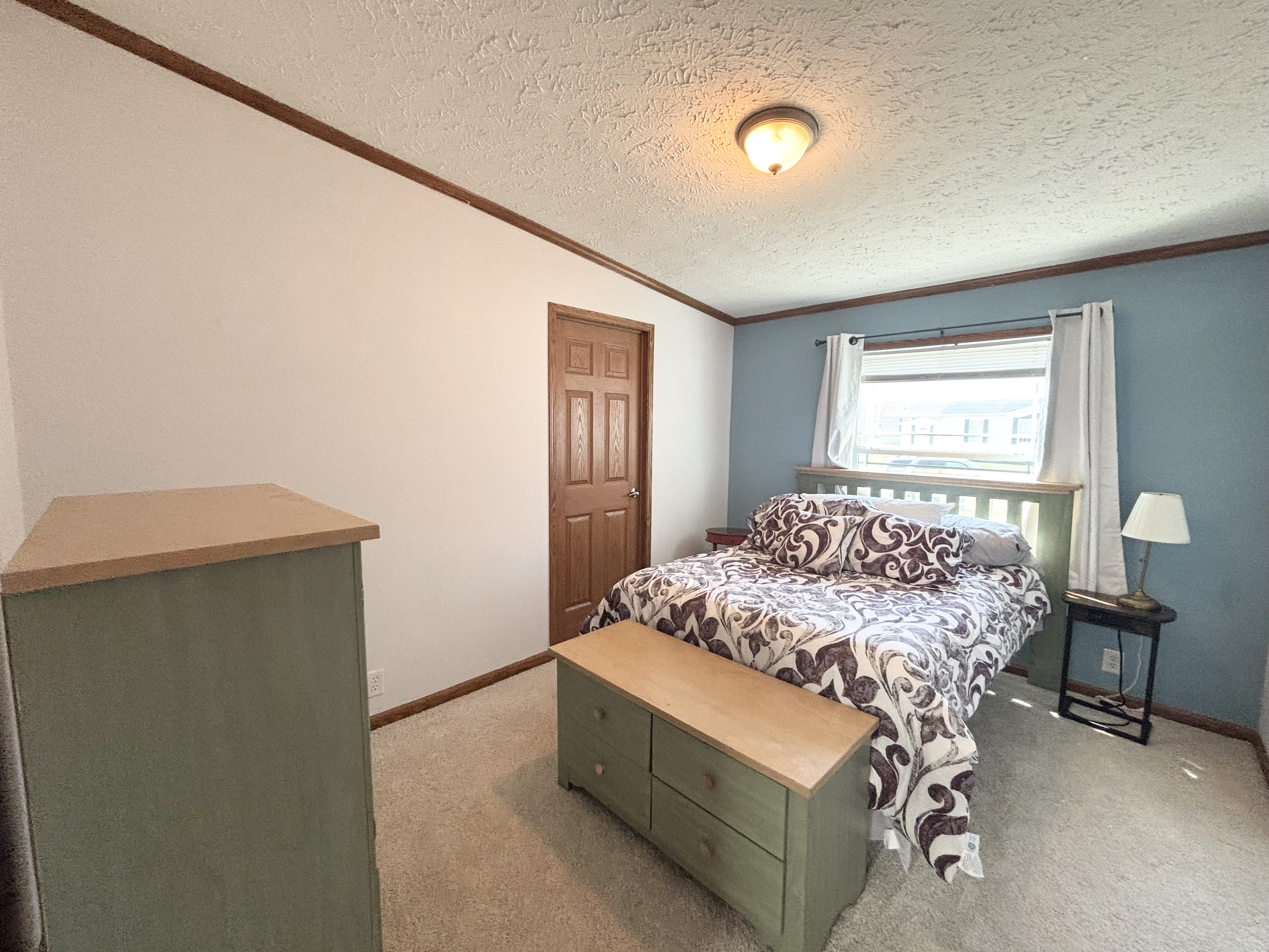 MUST-SEE PORCH MODEL! - double wide - in Whittaker, MI - photo 4 of 11
