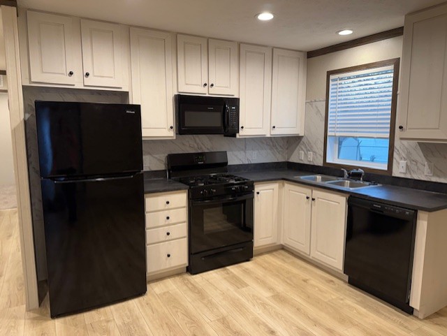 Move-In Ready 2 Bed 1 Bath Home - single wide - in Grand Rapids, MI - photo 2 of 7