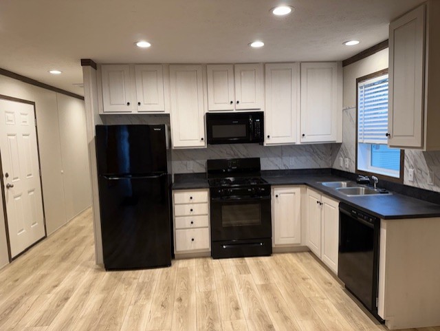 Move-In Ready 2 Bed 1 Bath Home - single wide - in Grand Rapids, MI - photo 3 of 7