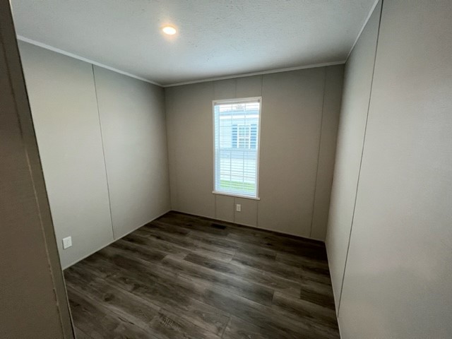 AFFORDABLE LIVING  WITH AMENITIES! - single wide - in Kawkawlin, MI - photo 6 of 8