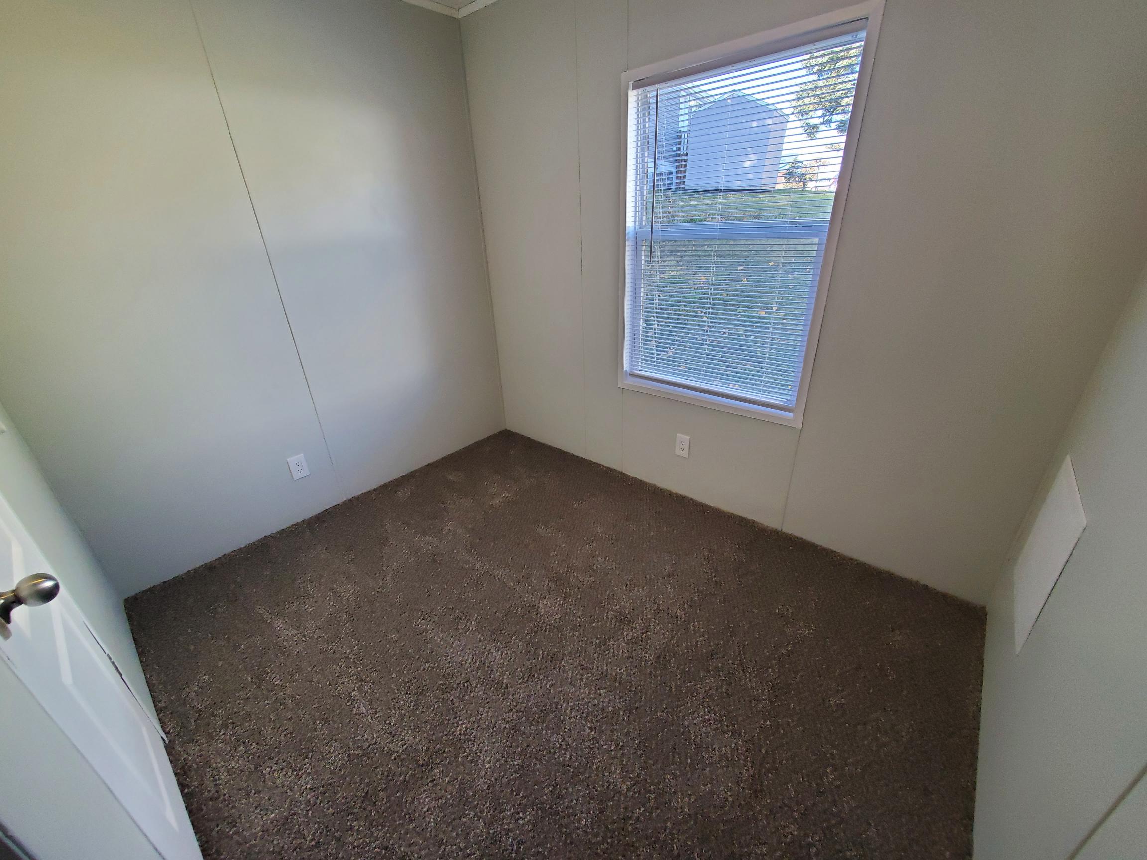 Modern 3 Bed 2 Bath Home in Orion Charter Township - single wide - in Orion Township, MI - photo 7 of 13