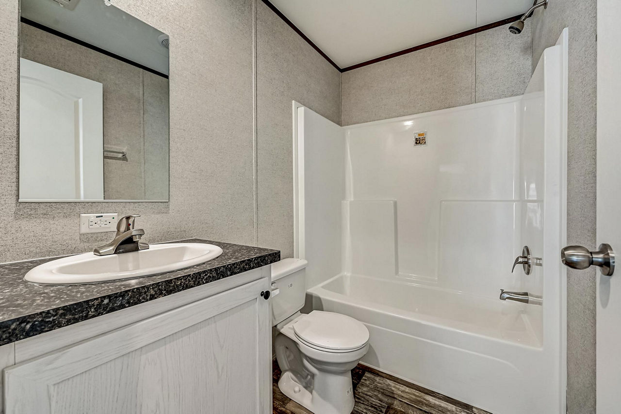 COMING SOON TO FLUSHING ESTATES! - double wide - in Flushing, MI - photo 2 of 15