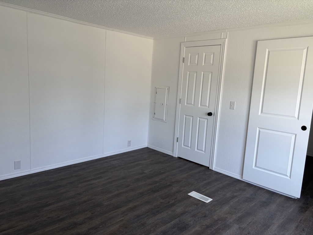 AFFORDABLE LIVING WITH AMENITIES! - single wide - in House Springs, MO - photo 7 of 15