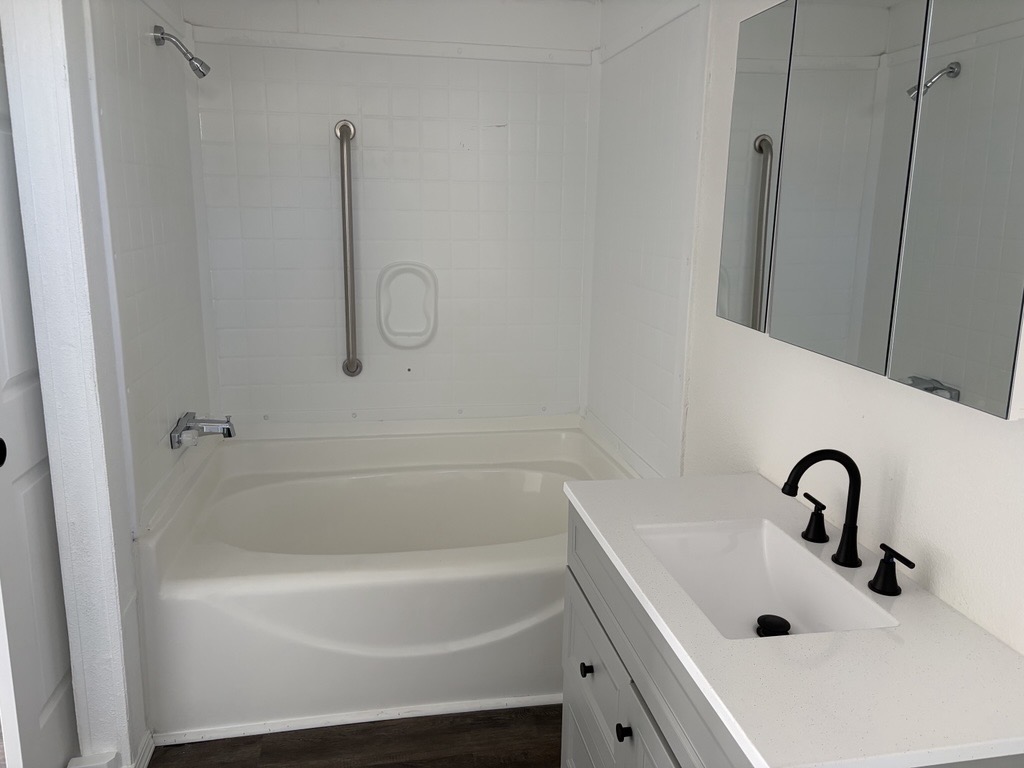 AFFORDABLE LIVING WITH AMENITIES! - single wide - in House Springs, MO - photo 9 of 15