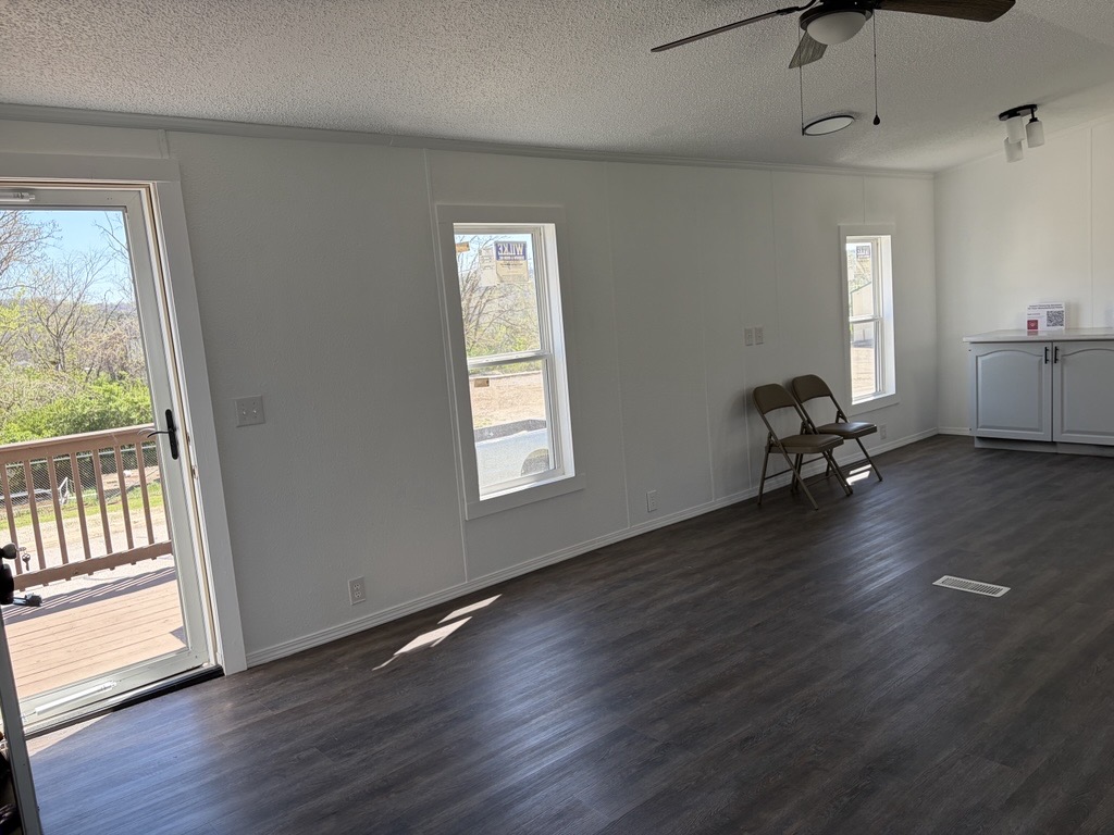 AFFORDABLE LIVING WITH AMENITIES! - single wide - in House Springs, MO - photo 15 of 15
