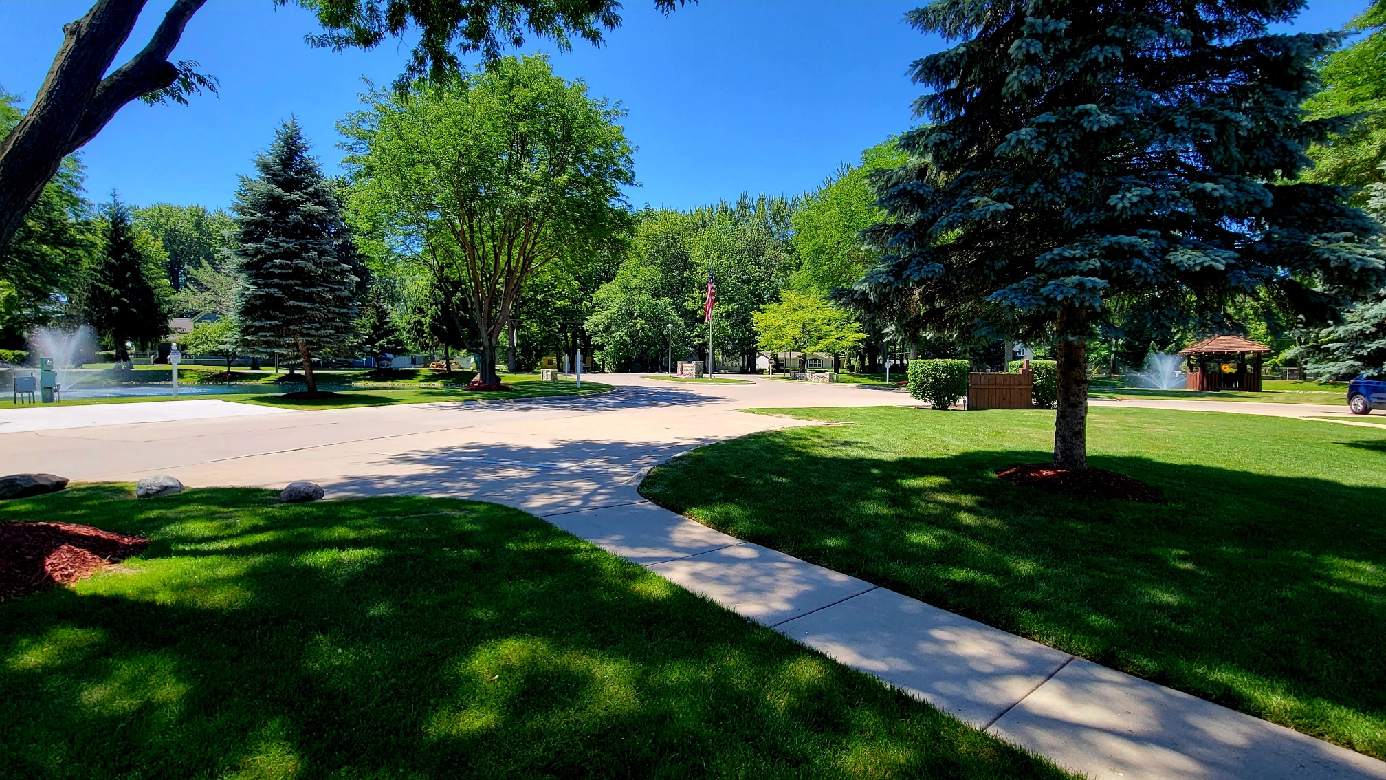 Country Setting with Open Floor Plan - single wide - in Clay Township, MI - photo 16 of 16