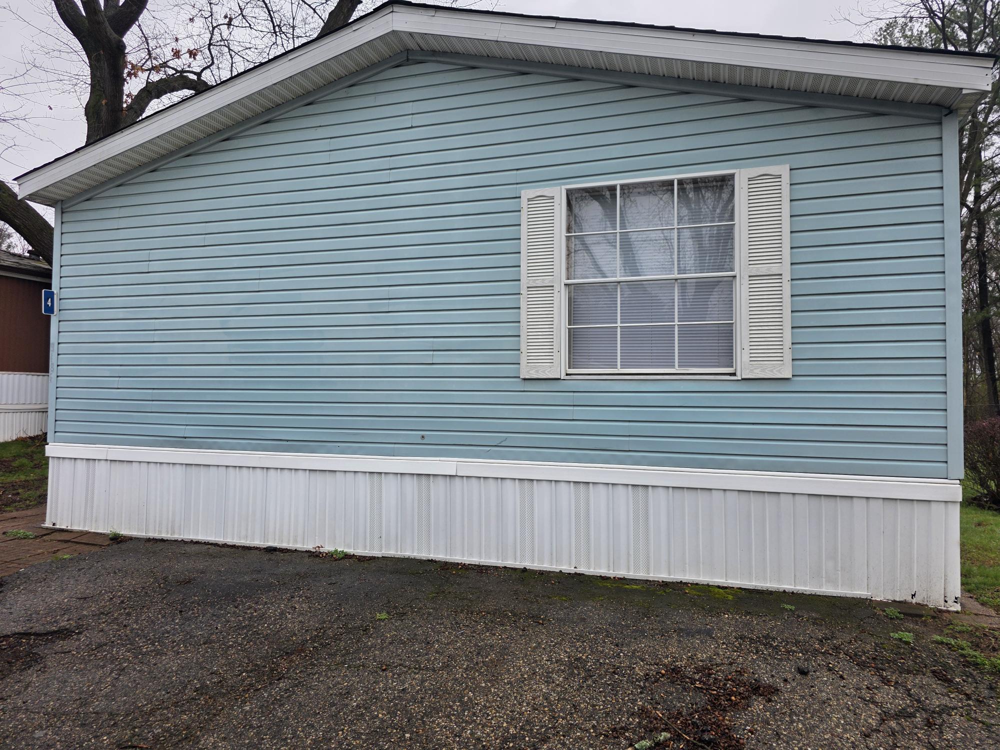Get This Home While You Can. - single wide - in Springfield, MI - photo 2 of 13