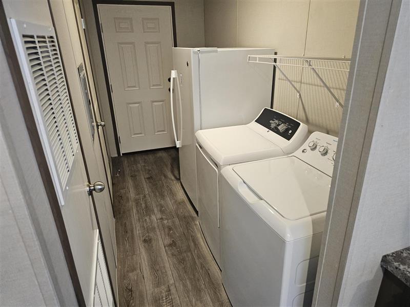 UPGRADED FEATURES! - single wide - in Liberty, MO - photo 6 of 14