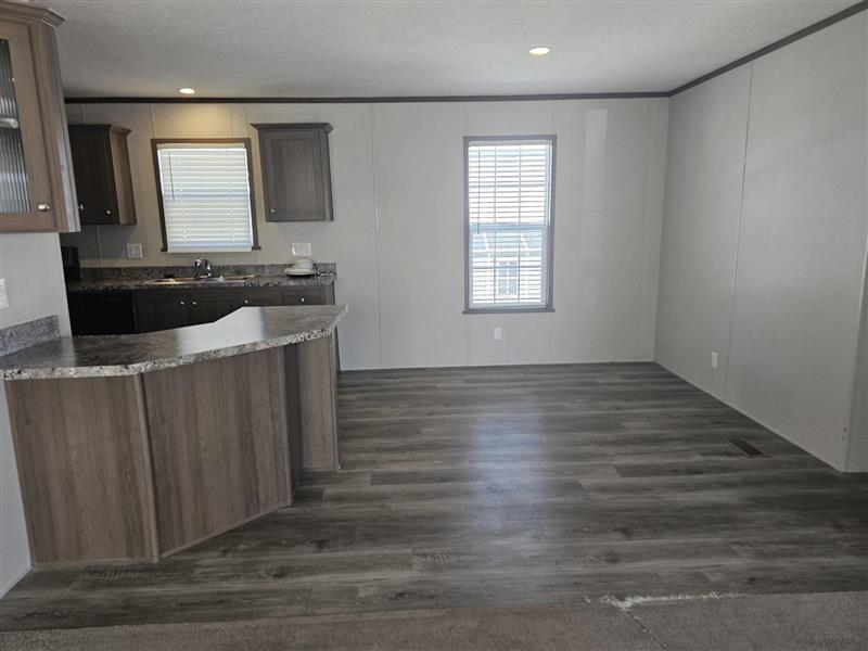 UPGRADED FEATURES! - single wide - in Liberty, MO - photo 11 of 14