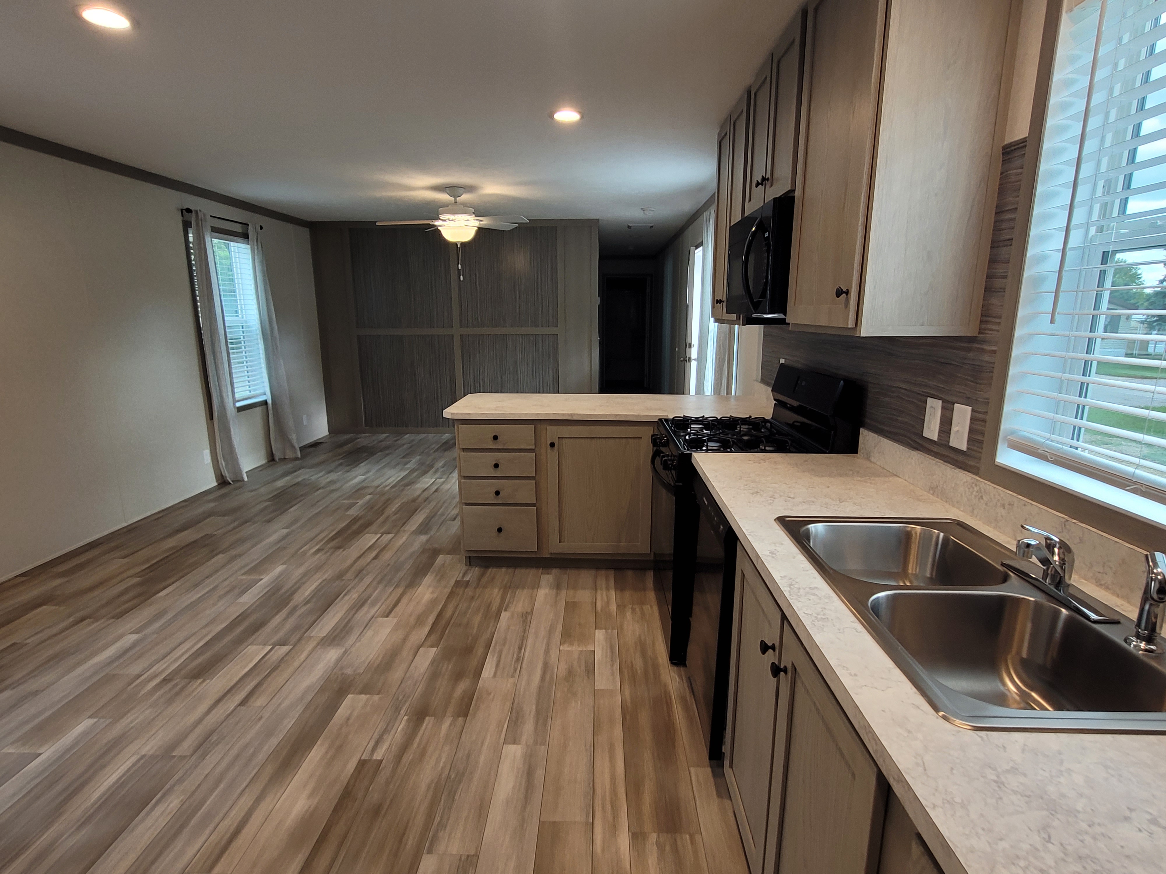 Coming Soon! 158 Friendly - single wide - in Springfield, IL - photo 1 of 10