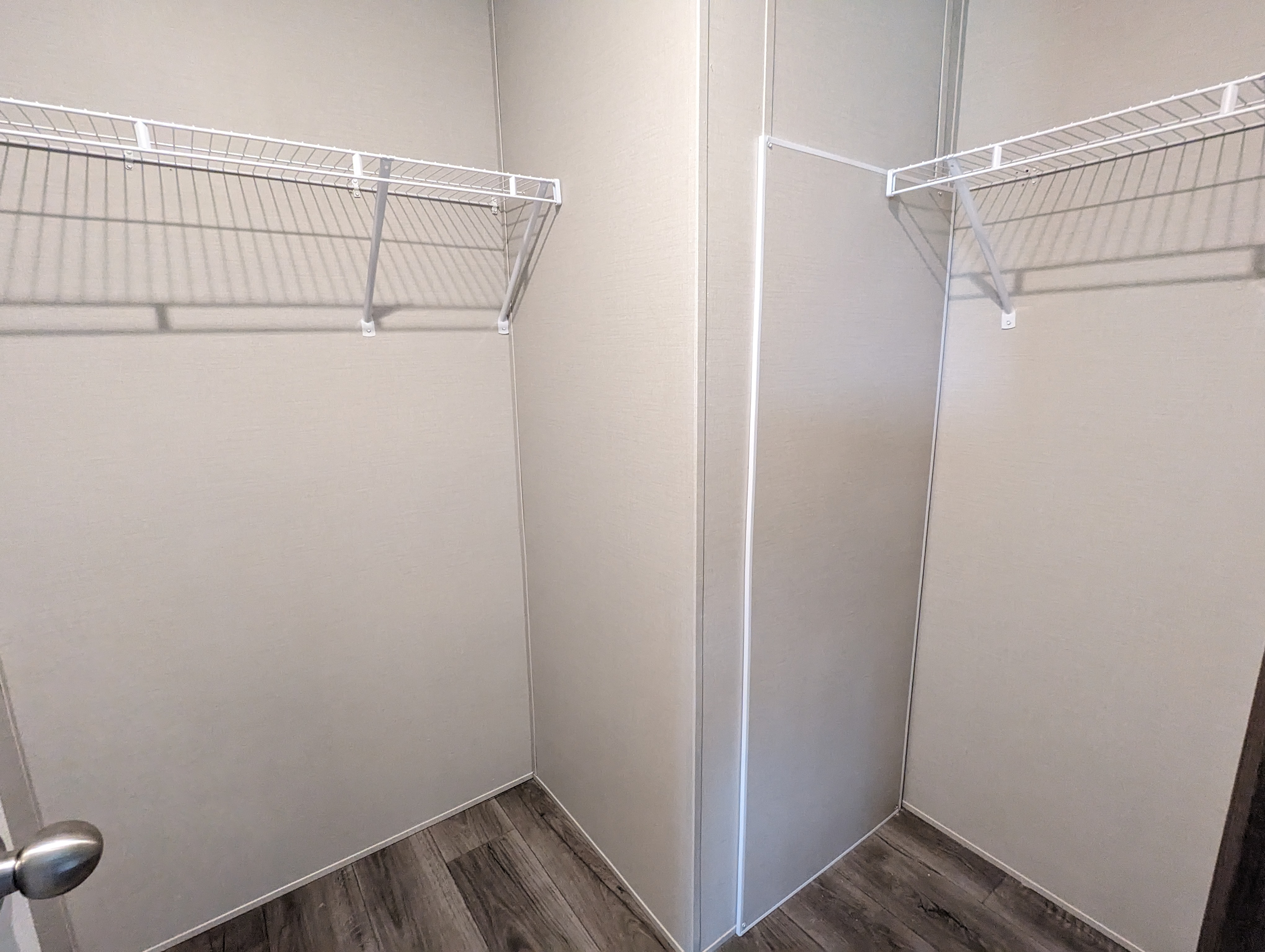 Jump Into Spring In This Beautiful Upgraded Home! - single wide - in Springfield, IL - photo 11 of 12