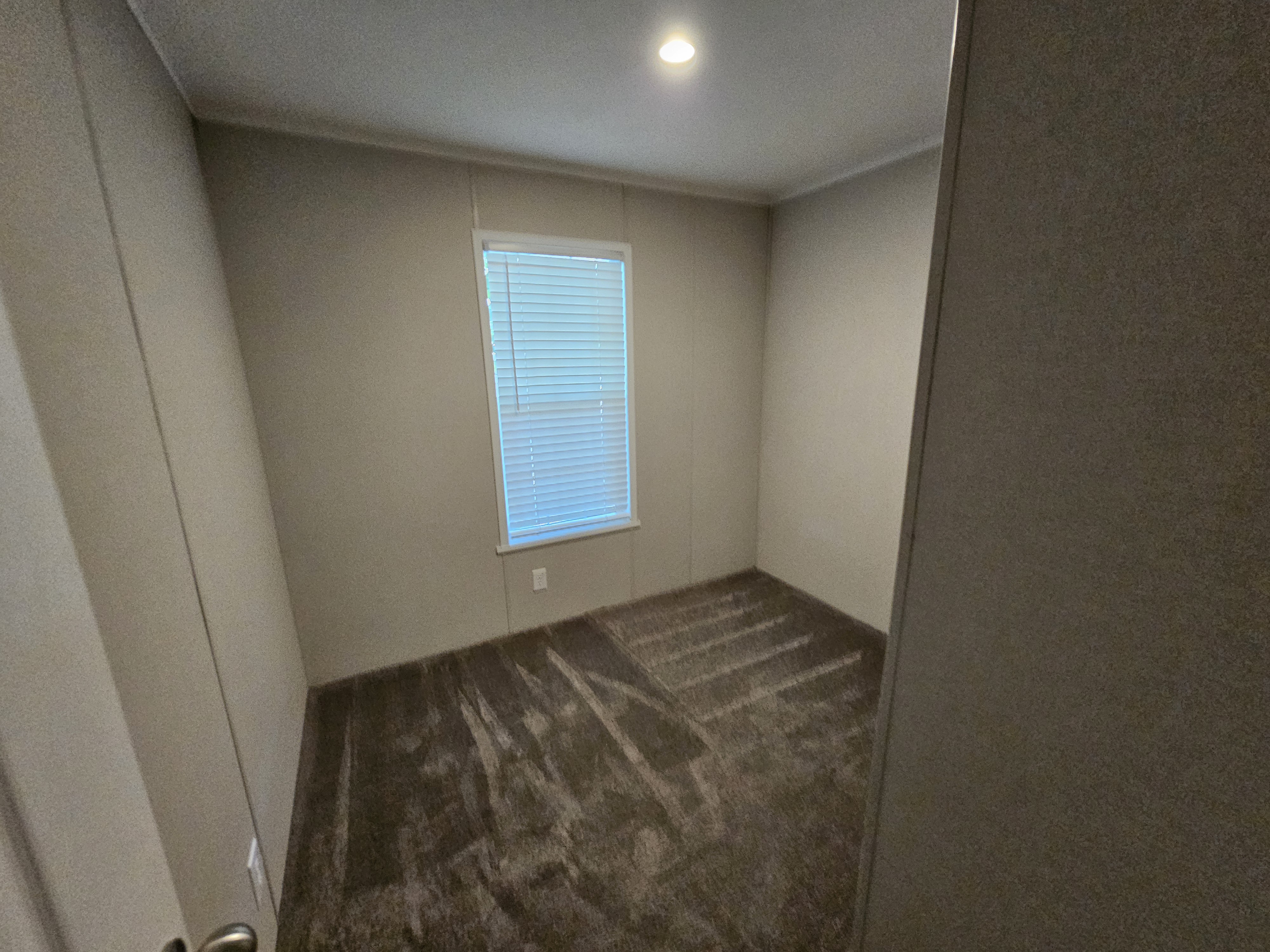 2 Bed 2 Bath in Liberty MO - single wide - in Liberty, MO - photo 2 of 6