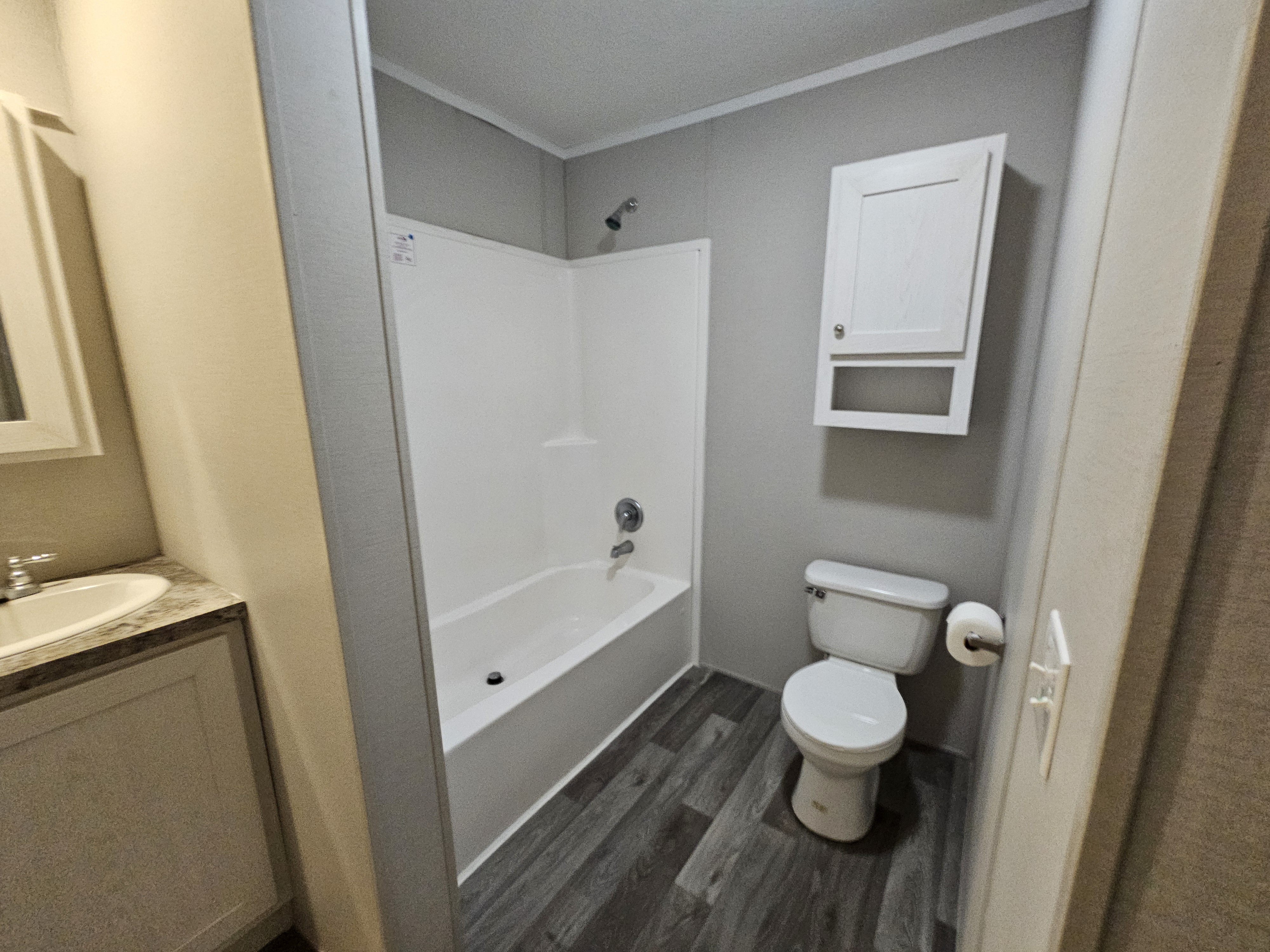 2 Bed 2 Bath in Liberty MO - single wide - in Liberty, MO - photo 4 of 6