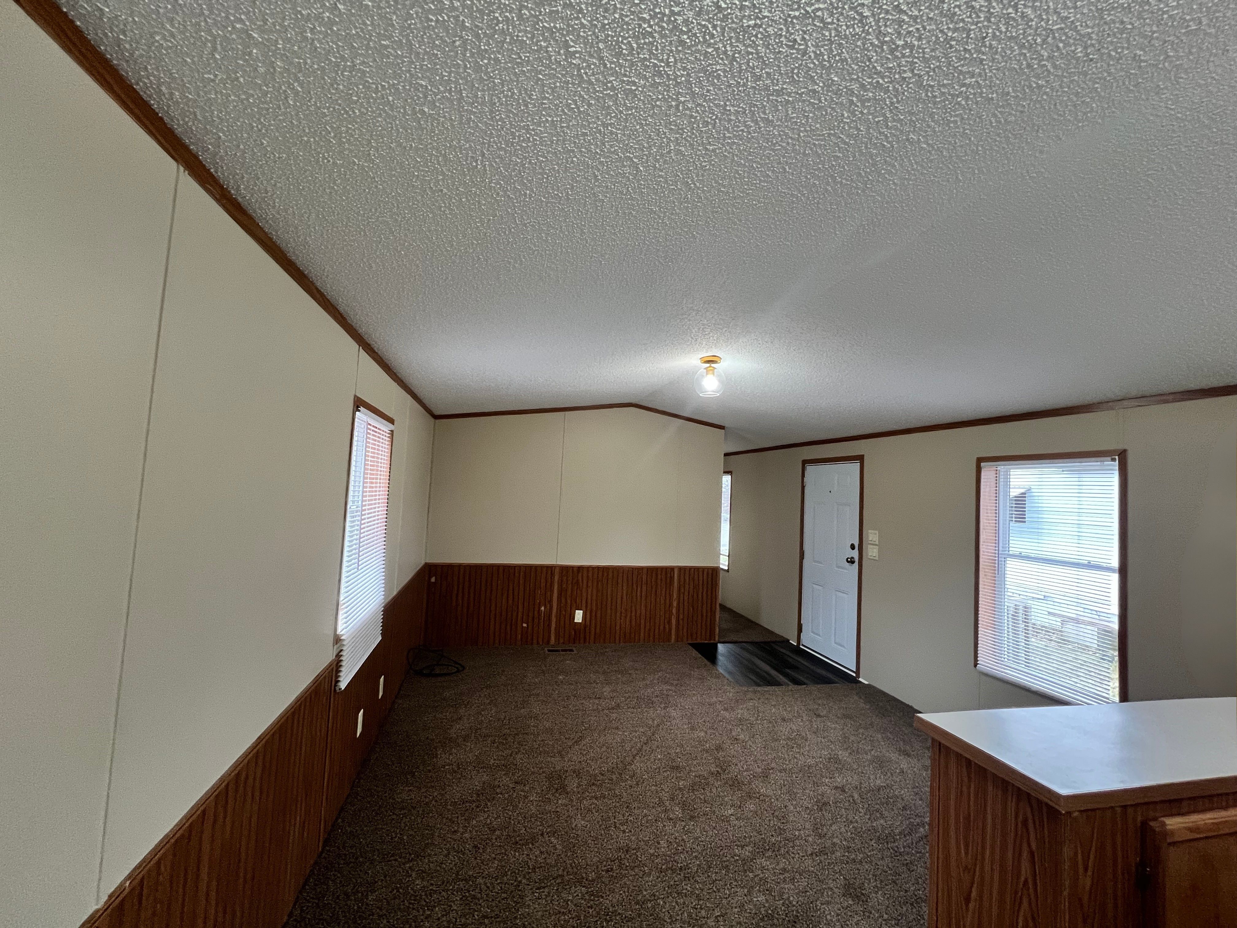 Start Your Summer In This Beautiful Home! - single wide - in Lansing, MI - photo 1 of 8