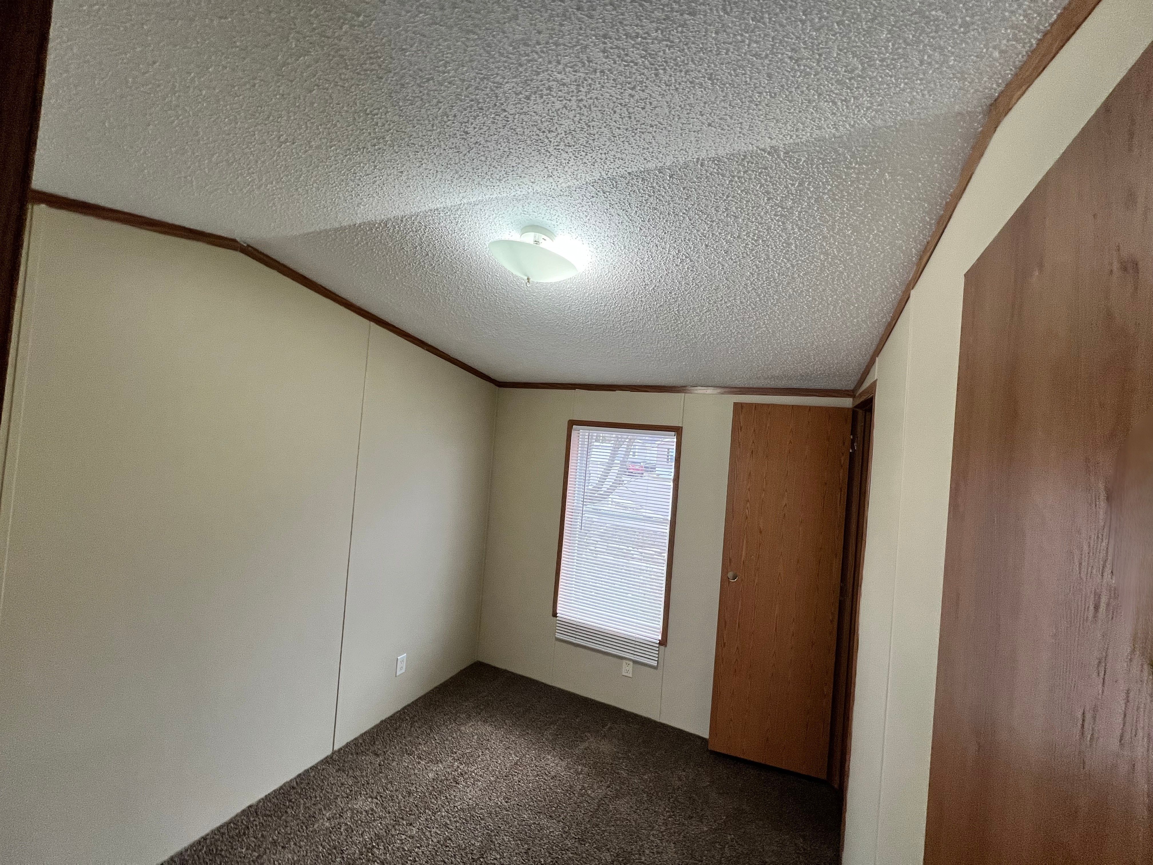 Start Your Summer In This Beautiful Home! - single wide - in Lansing, MI - photo 6 of 8