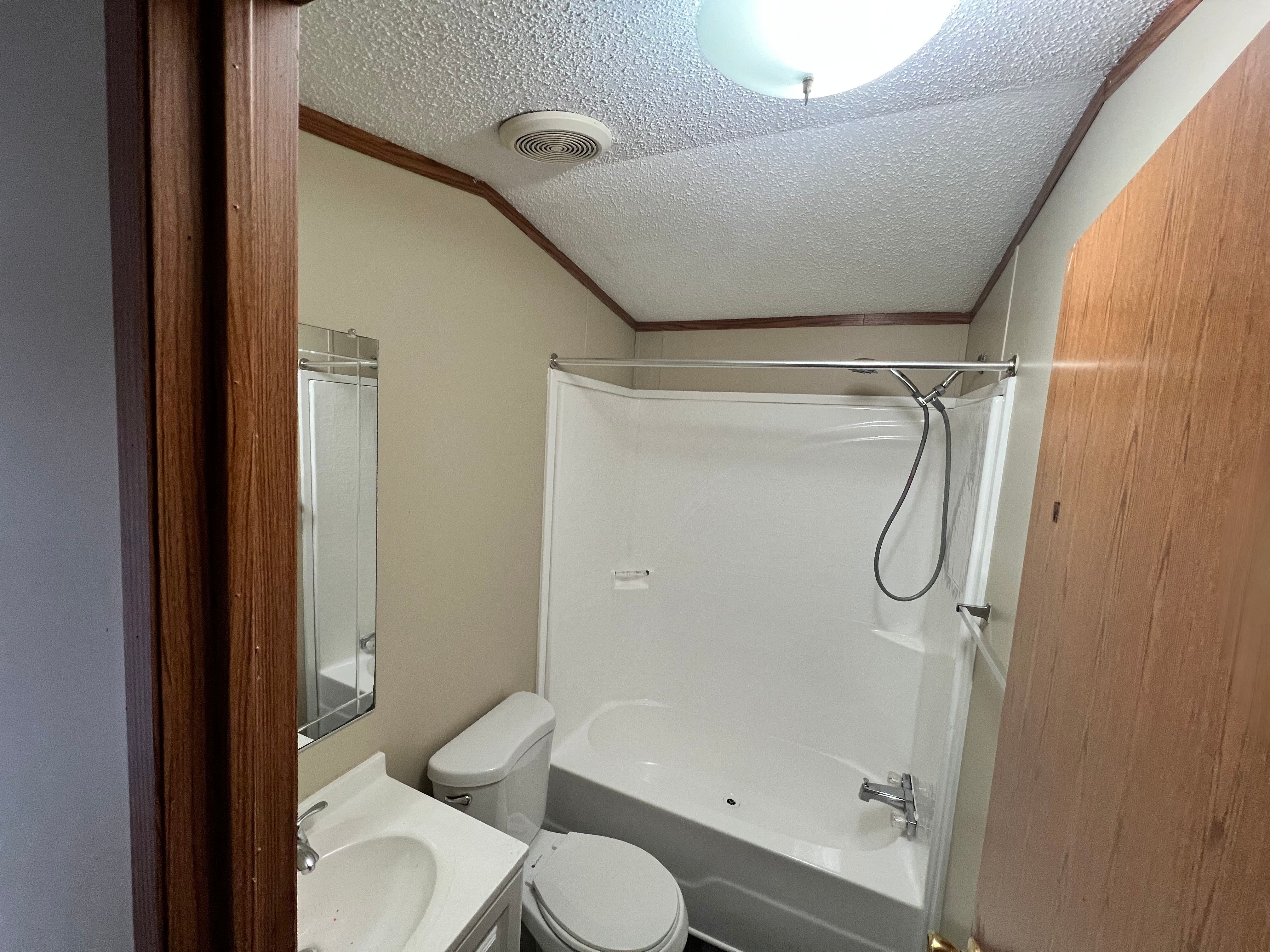 Start Your Summer In This Beautiful Home! - single wide - in Lansing, MI - photo 7 of 8