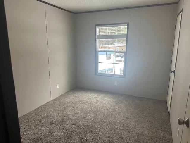 Wonderful Open Concept Home Ready For The Taking! - double wide - in Lansing, MI - photo 3 of 11