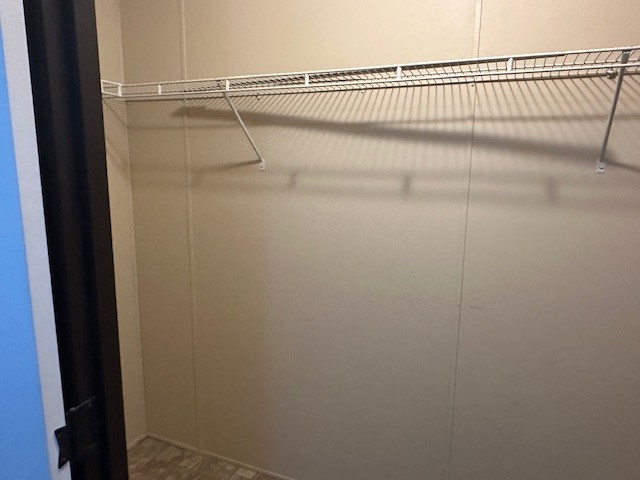 Wonderful Open Concept Home Ready For The Taking! - double wide - in Lansing, MI - photo 9 of 11