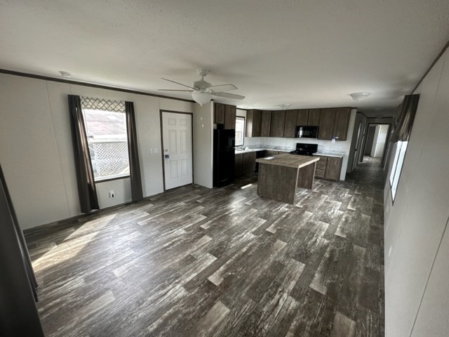 Available Now 2 Bed in Lansing MI - single wide - in Lansing, MI - photo 3 of 16