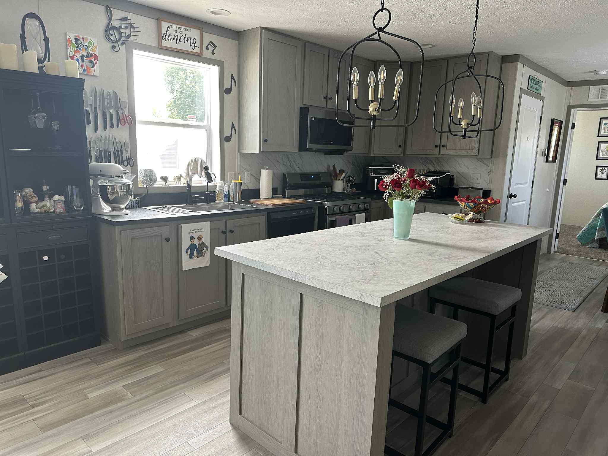 AFFORDABLE LIVING  WITH AMENITIES! - double wide - in Galesburg, MI - photo 5 of 6