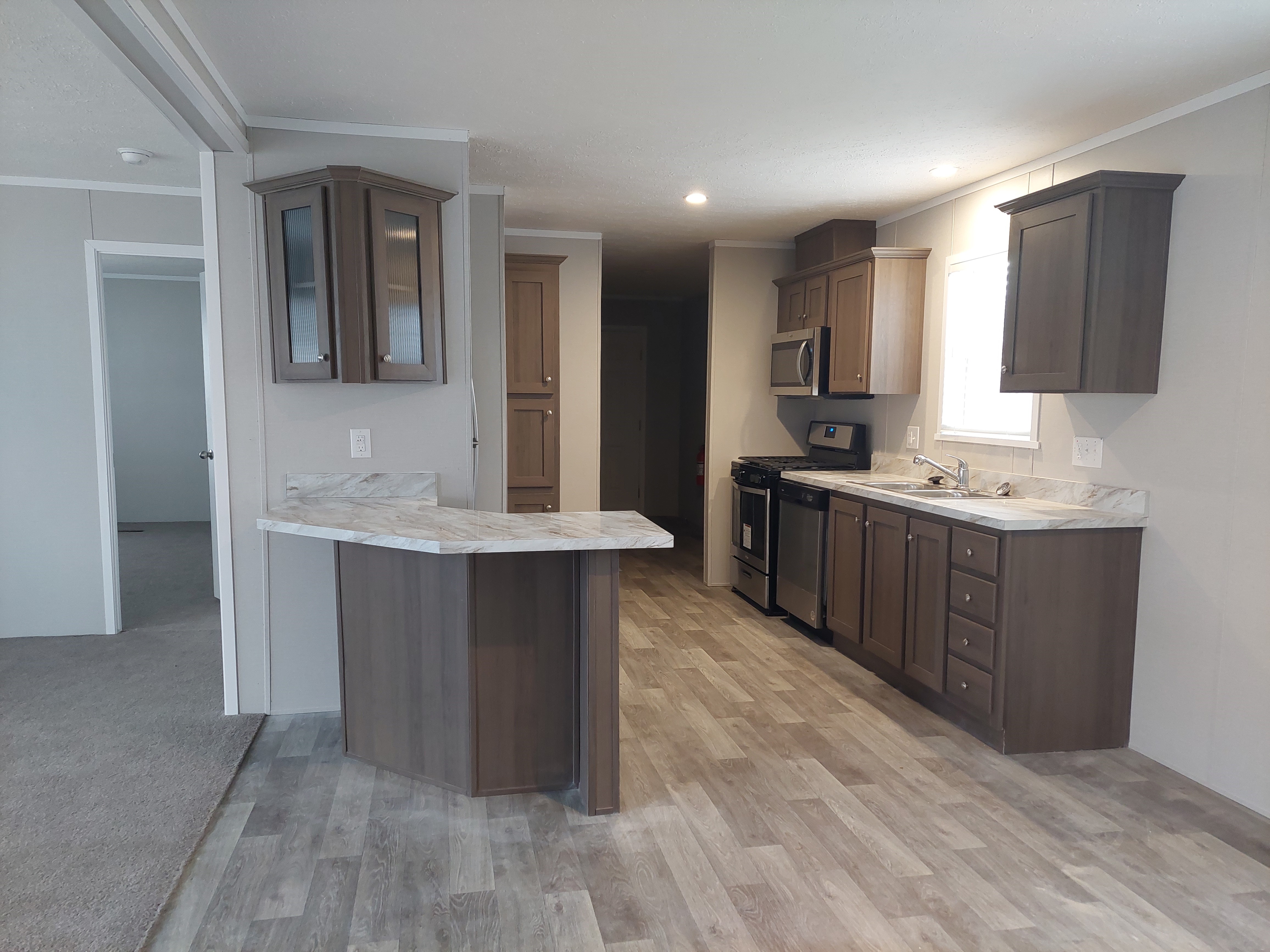 3 Bed 2 Bath Coming Soon in Belleville - single wide - in Belleville, MI - photo 5 of 10
