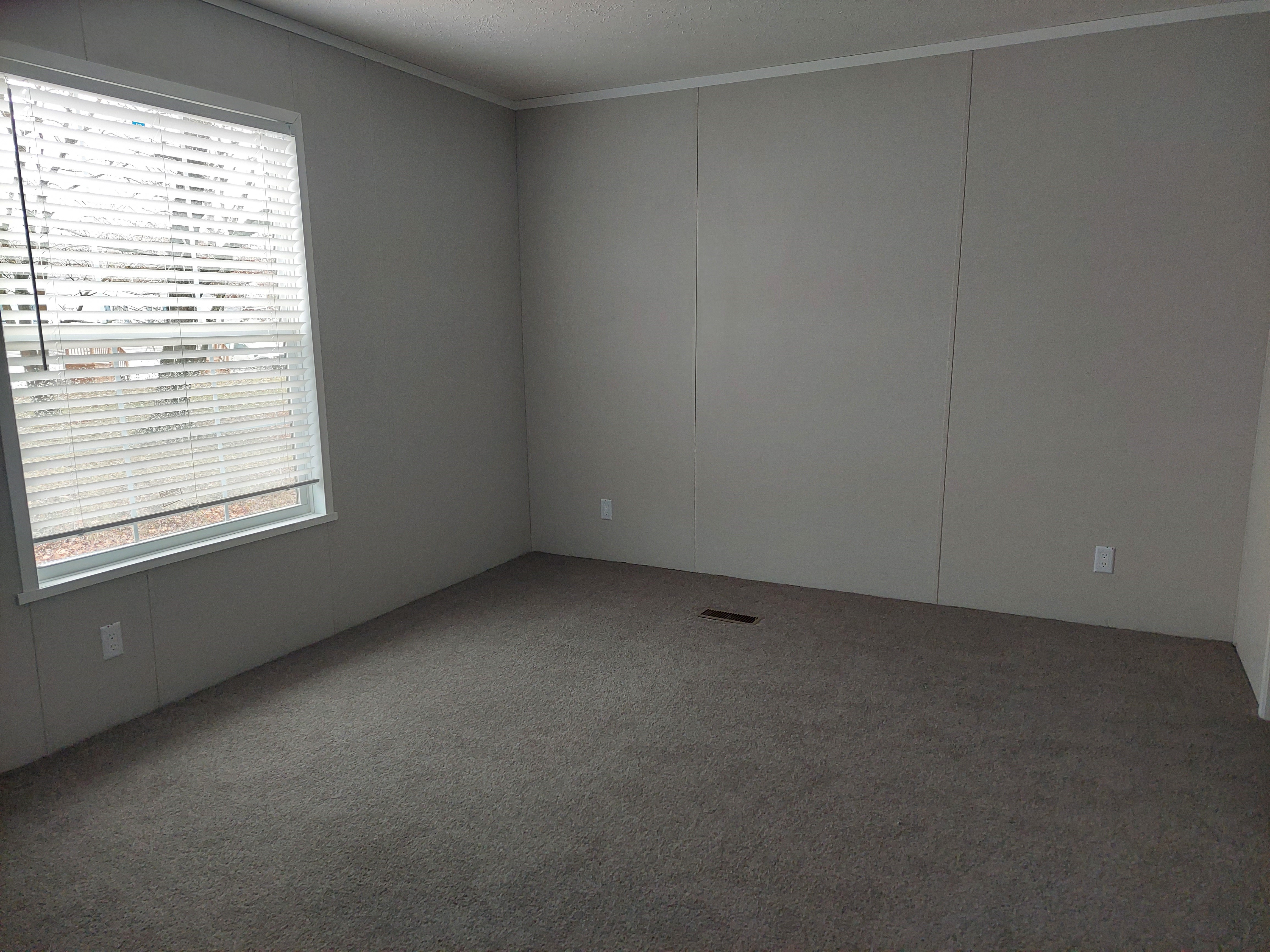 3 Bed 2 Bath Coming Soon in Belleville - single wide - in Belleville, MI - photo 8 of 10