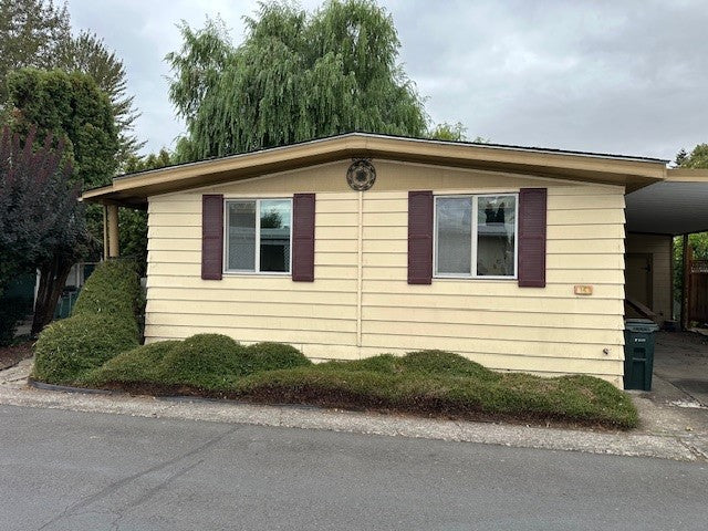 Lakewood Vista #107 FIXER UPPER - SOLD! - single wide - in Eugene, OR - photo 2 of 2