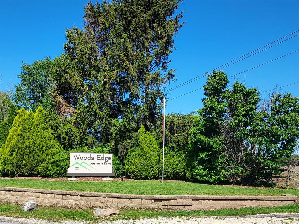 Woods Edge MHC, LLC
