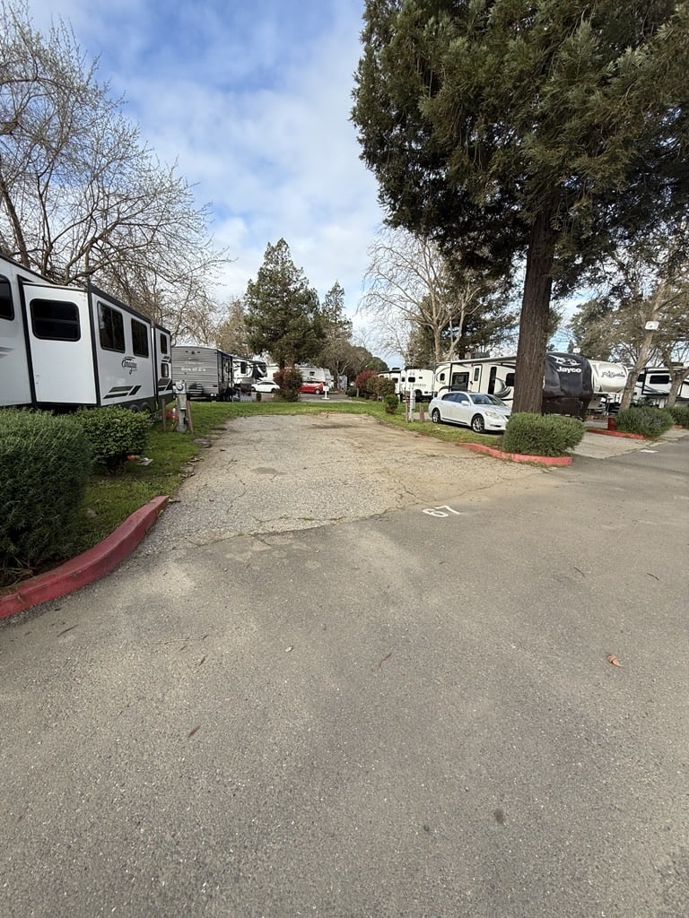 Parkway Lakes RV Park - single wide - in Morgan Hill, CA